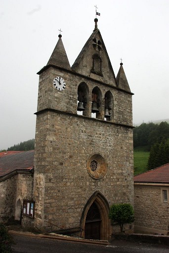 04-Le clocher de Saint-Cirgues-en-Montagne