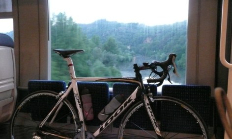Direction le Puy, par le train.