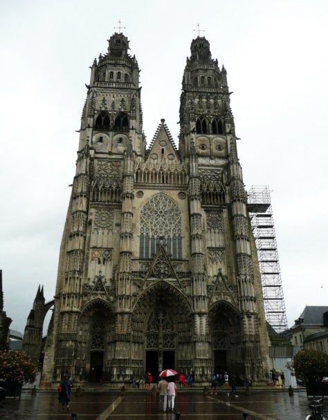 86-Tours