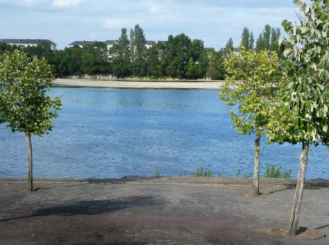Après un bon bout de routes à flanc de coteaux, je retrouve le fleuve pour la dernière partie de l'itinéraire.