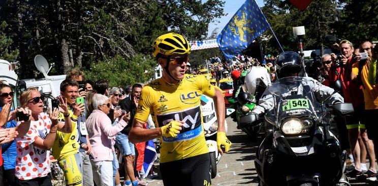 Chris Froome à pieds dans le Mont Ventoux. 2016.